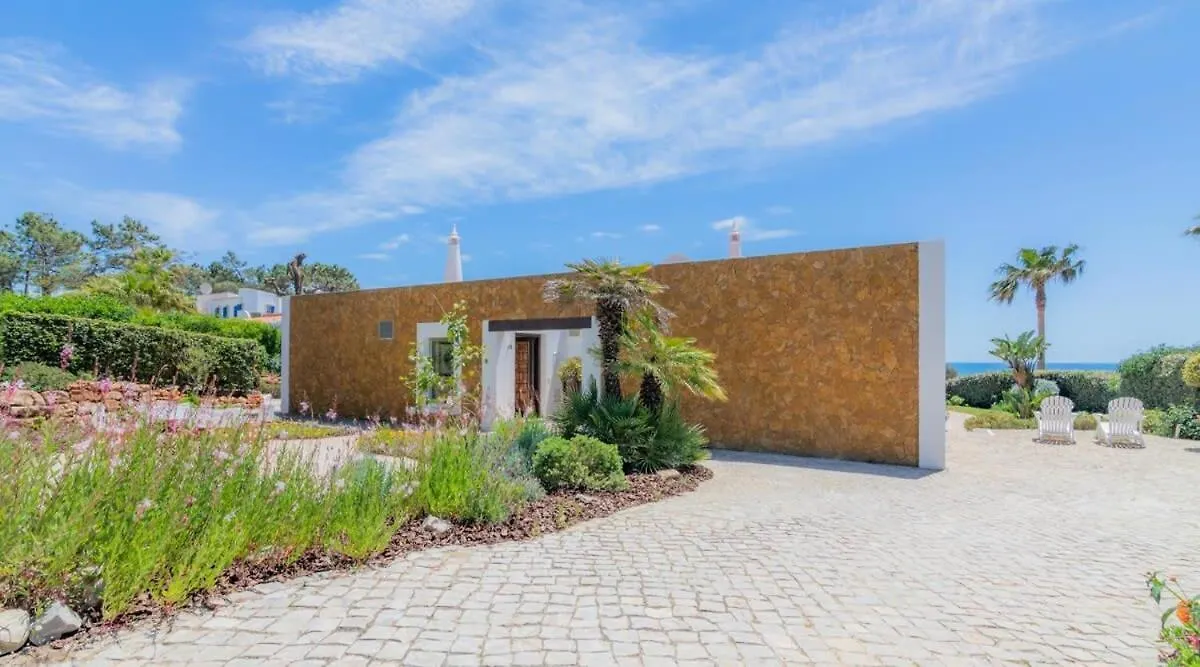 Villa Prado - Beautiful Beachfront Villa Albufeira