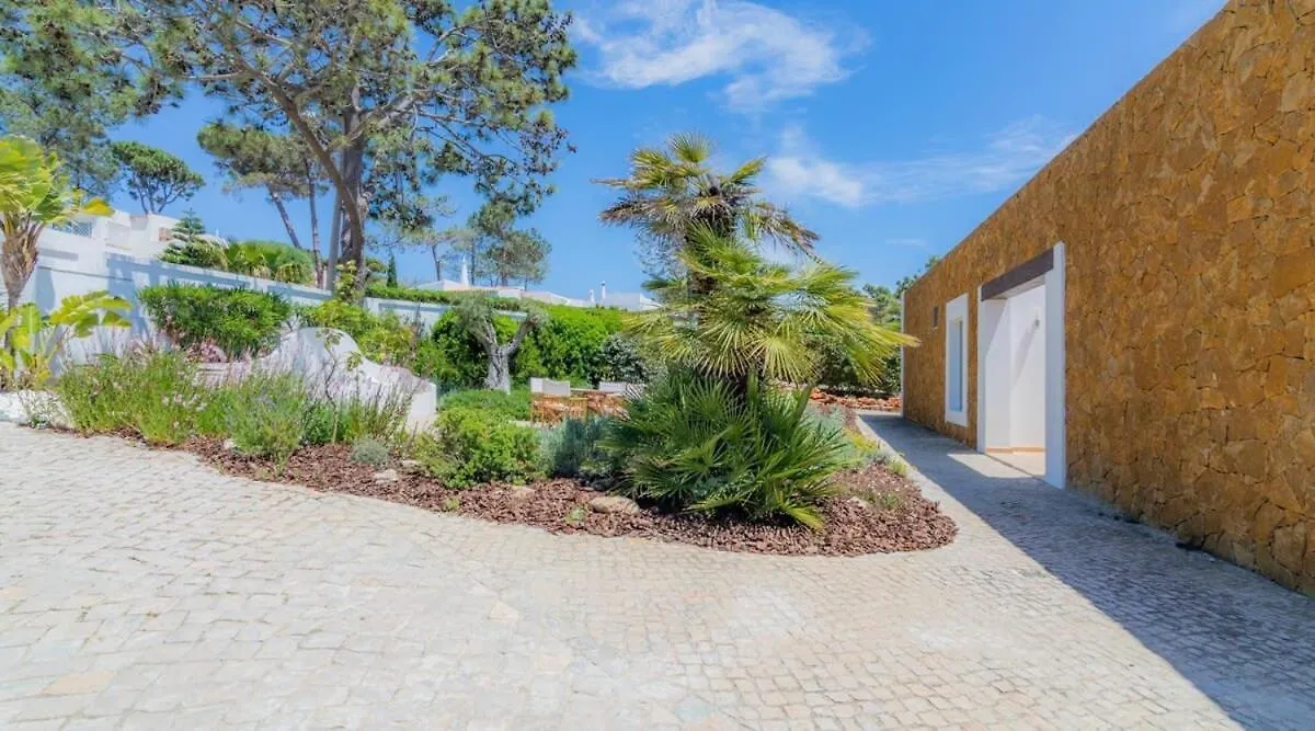 Villa Prado - Beautiful Beachfront Villa Albufeira Hébergement de vacances